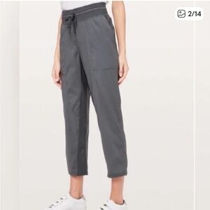Lululemon Dance Studio Mid Rise Crop Pants Gray Womens 10